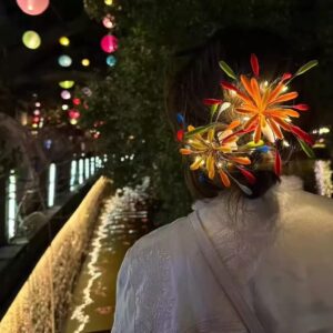 Twist stick fireworks hairpin